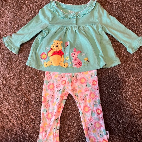 Disney babygirl clothing bundle - Picture 3 of 6